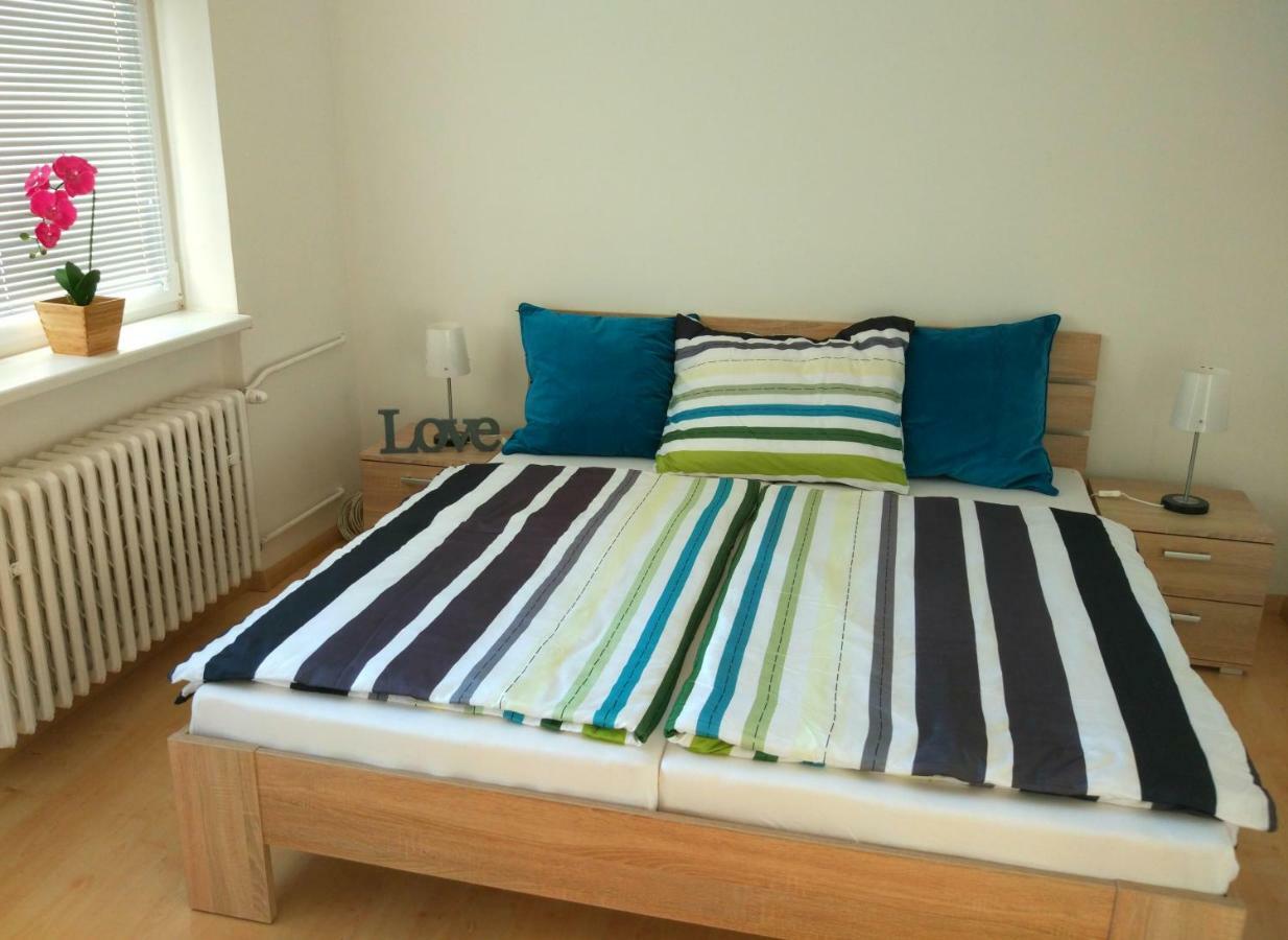 Riverview Apartment บราติสลาวา ภายนอก รูปภาพ